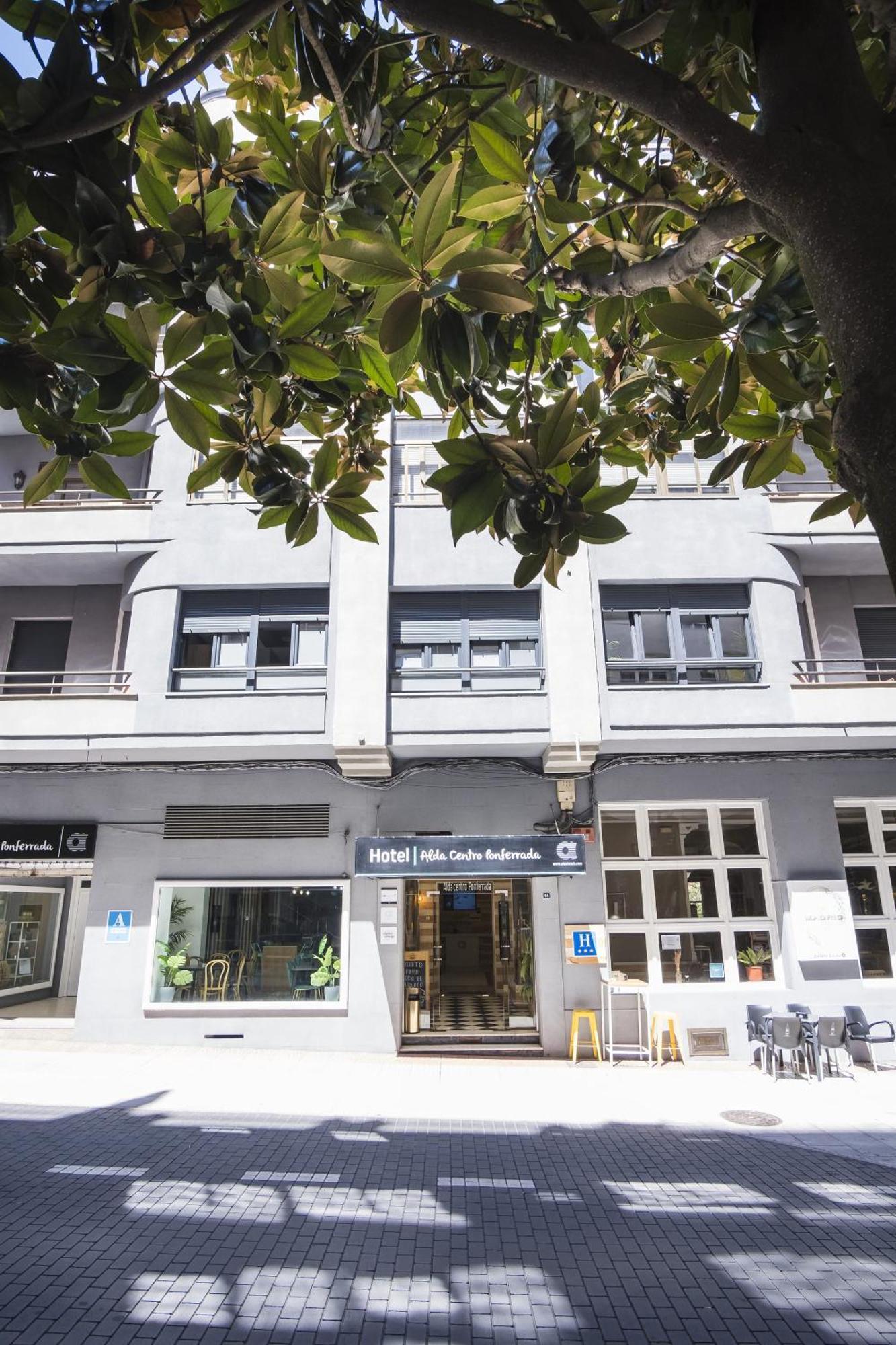 Hotel Alda Centro 蓬费拉达 外观 照片